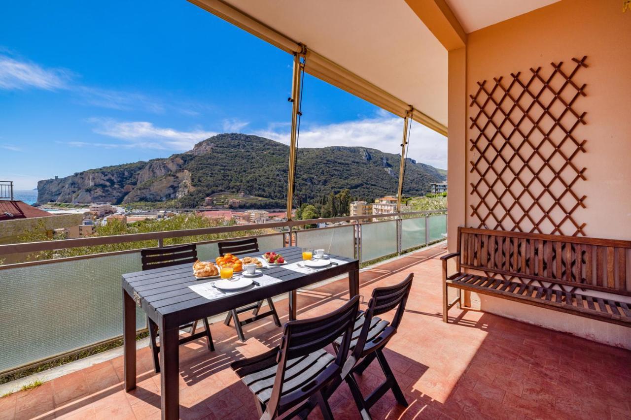 פינאלה ליגורה Casa Matilde - Appartamento Vista Mare - Con Posto Auto מראה חיצוני תמונה